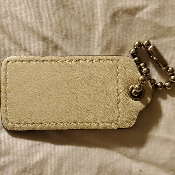 EUC Coach Cream/Off-white Leather Hangtag - Picture 3 of 4